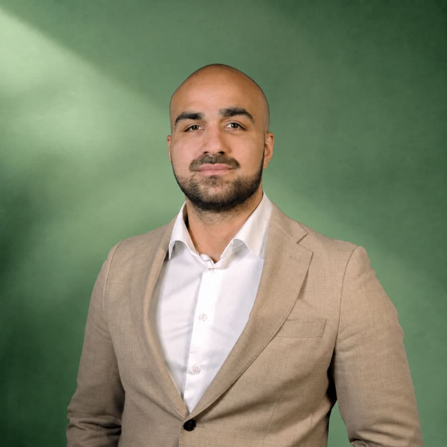 Portrait of Arash Thamasebi